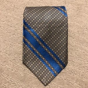 Sears the men’s store polka dot tie blue silver